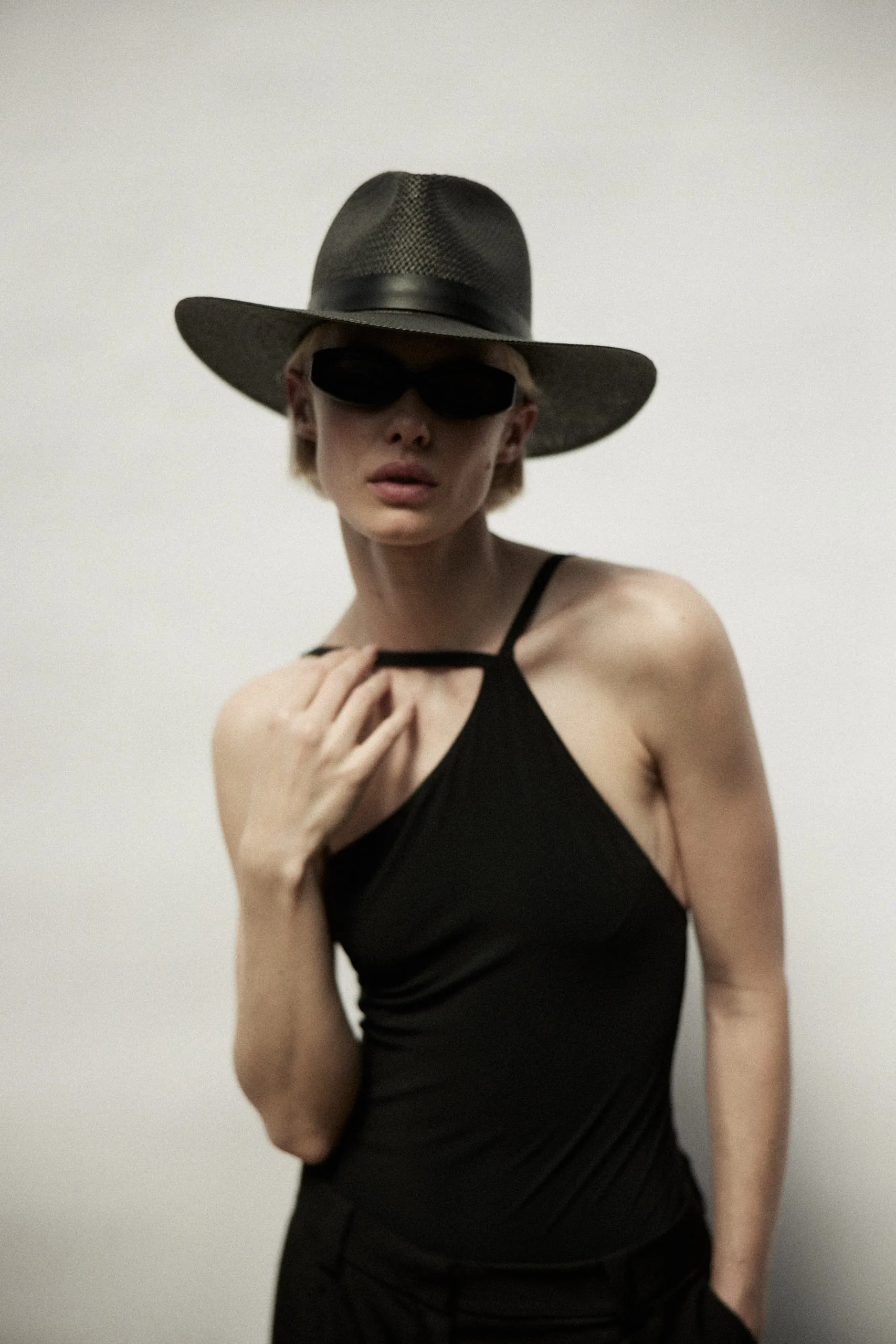 Simone Hat