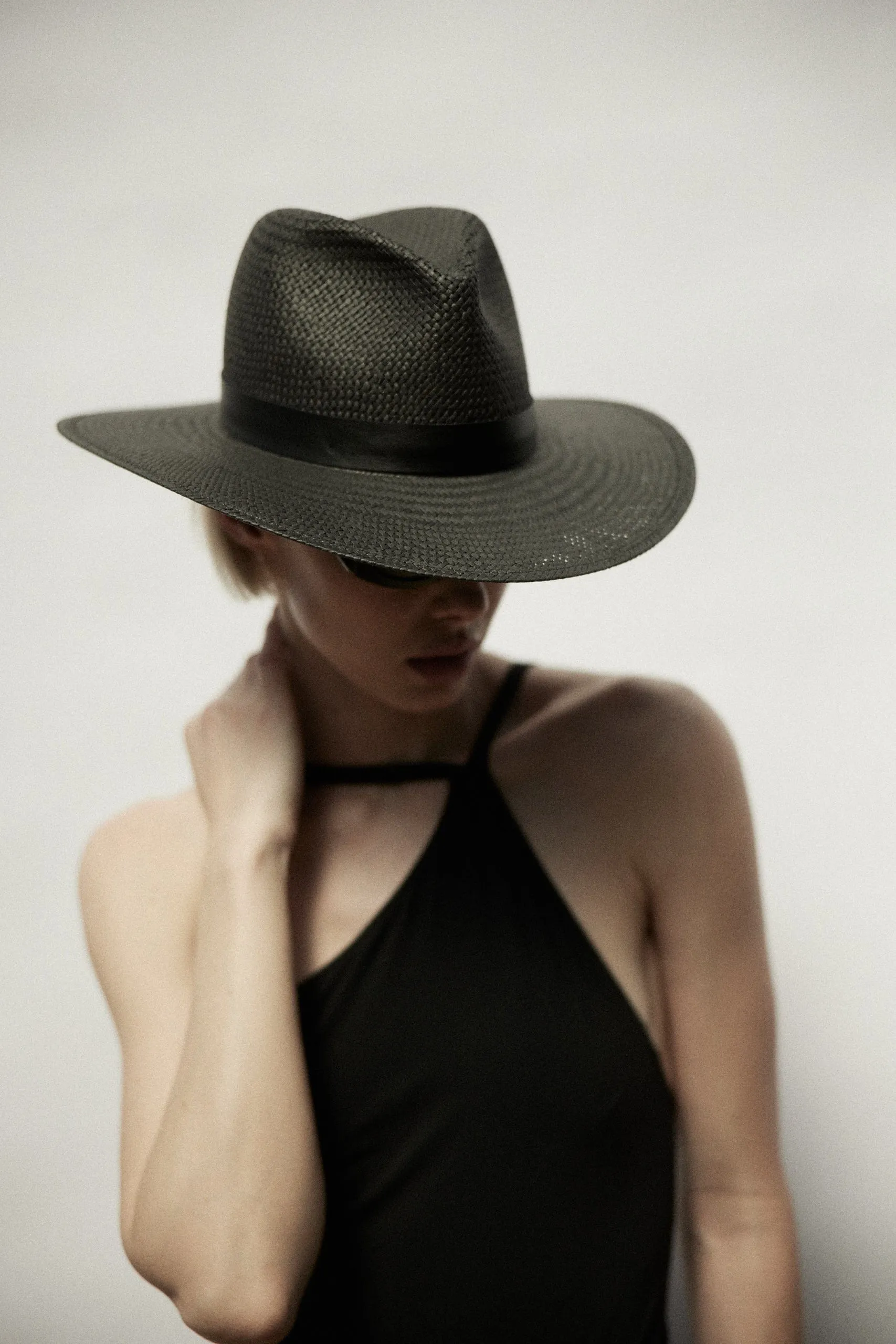 Simone Hat